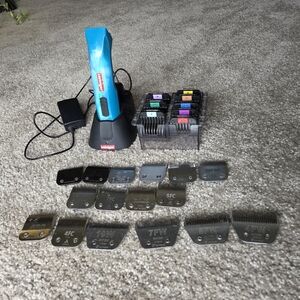 Opal Heiniger clippers with 2 batteries,16 blades and Wahl's comb set